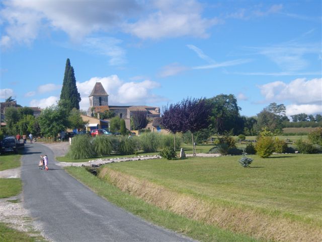 Dorpje Villeneuve de Duras.jpg