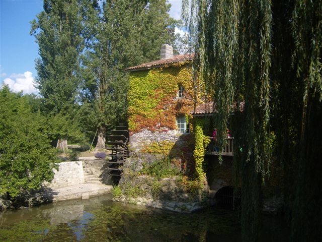 Moulin 1.jpg